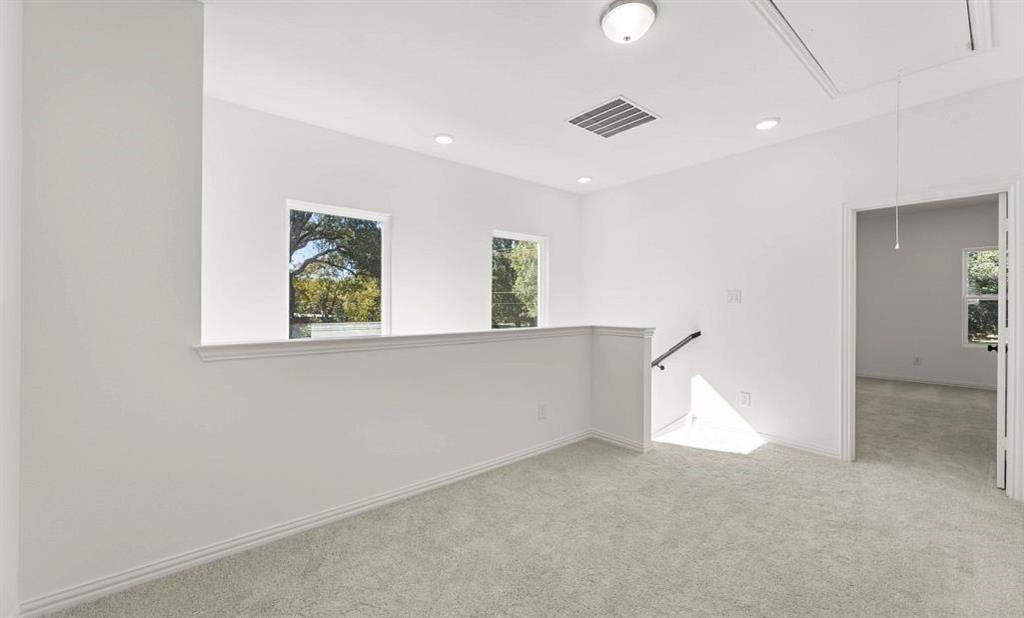 Sereno Oaks at Buckner Terrace - Residential