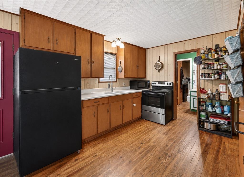 Cedarcrest Shores Estate - Residential