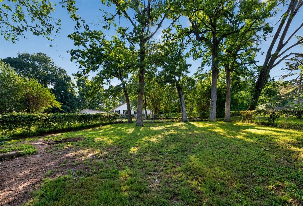 Cedarcrest Shores Estate - Residential