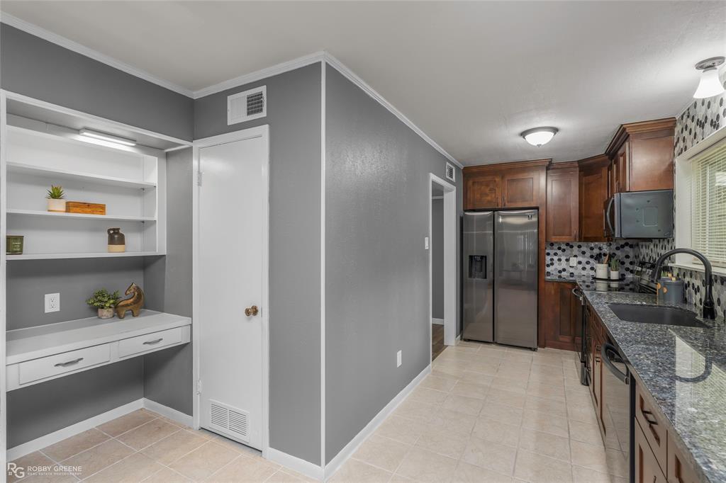 Tall Timbers - Residential