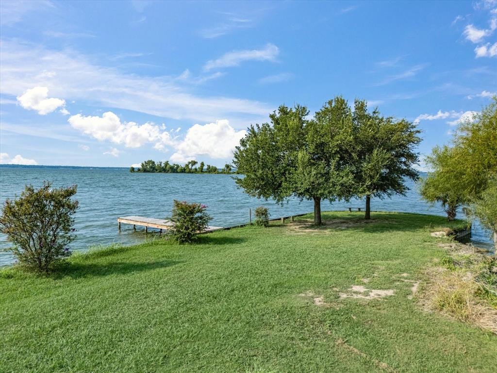 Pelican Isle - Land