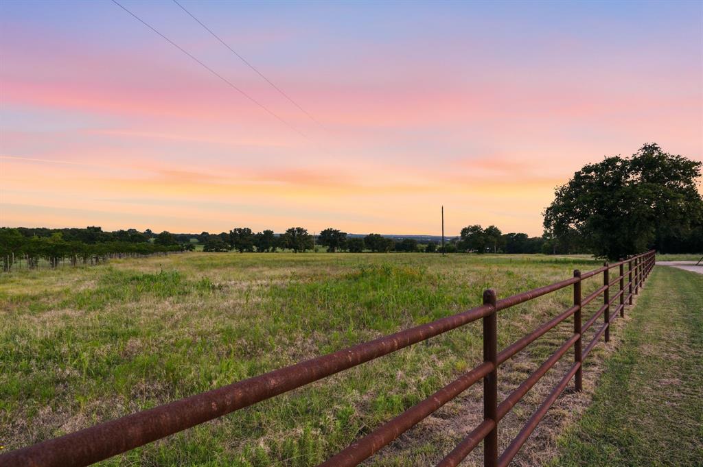 ACRES: 1.000 AB 362 TR 14A RA PORTER G#10362- - Residential
