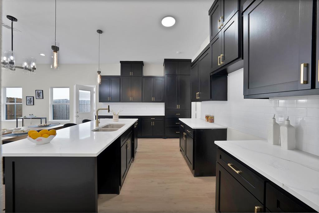 VICTORY HEIGHTS ADDITION - Residential Income