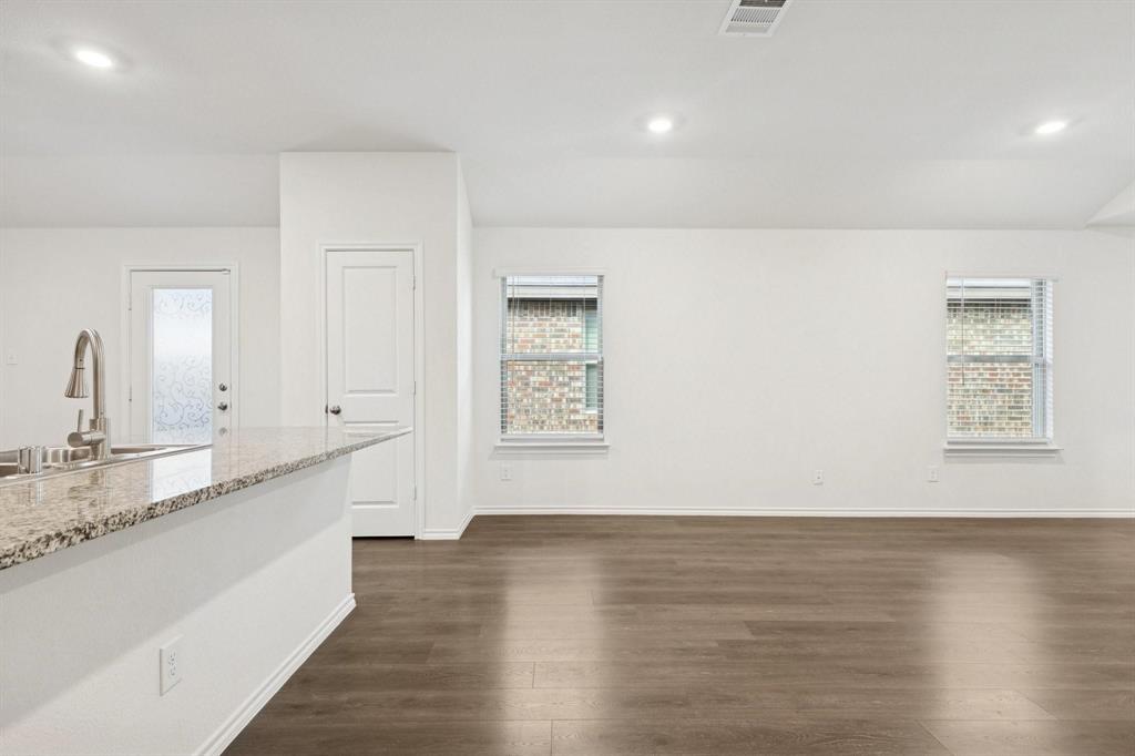 TRAVIS RANCH SOUTH FORNEY - Residential