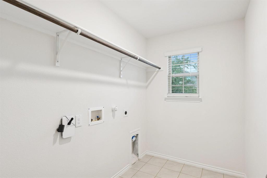 TRAVIS RANCH SOUTH FORNEY - Residential