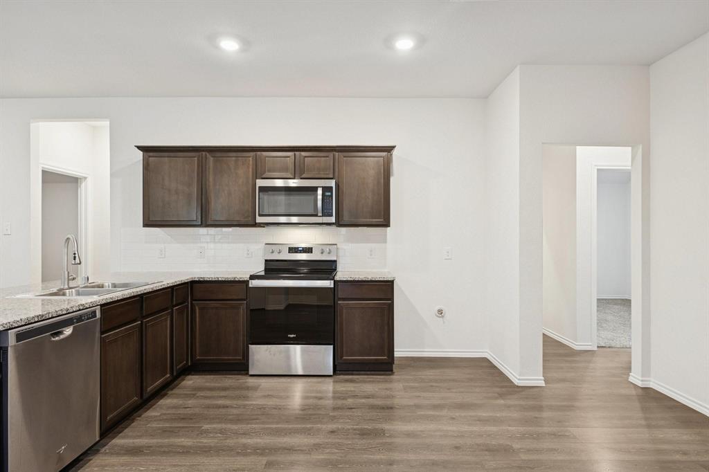 TRAVIS RANCH SOUTH FORNEY - Residential