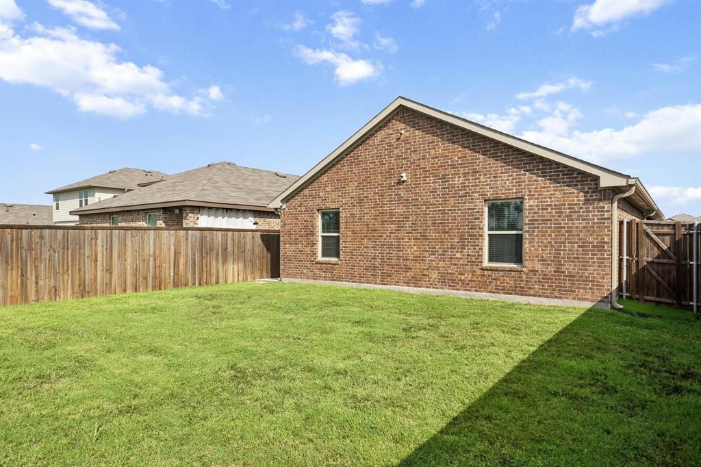 TRAVIS RANCH SOUTH FORNEY - Residential