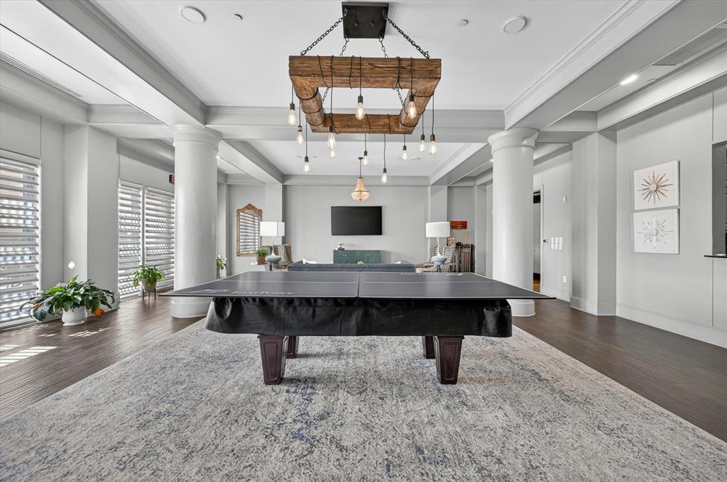 Villa De Leon Condo - Residential
