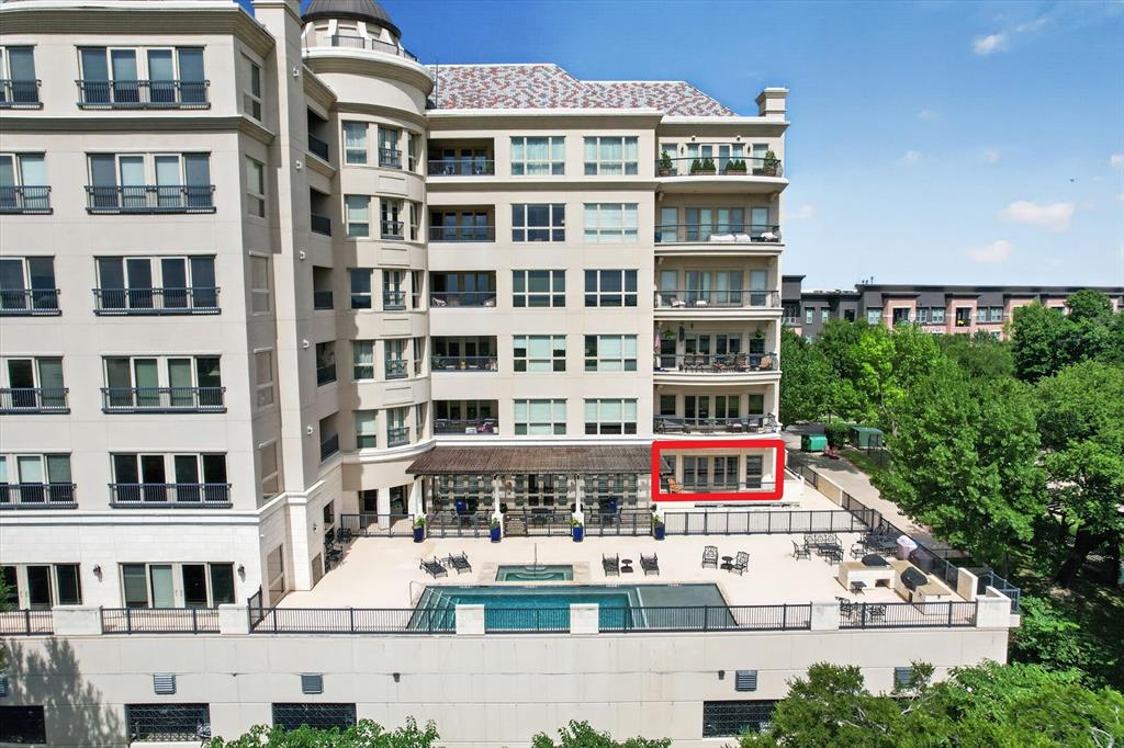 Villa De Leon Condo - Residential