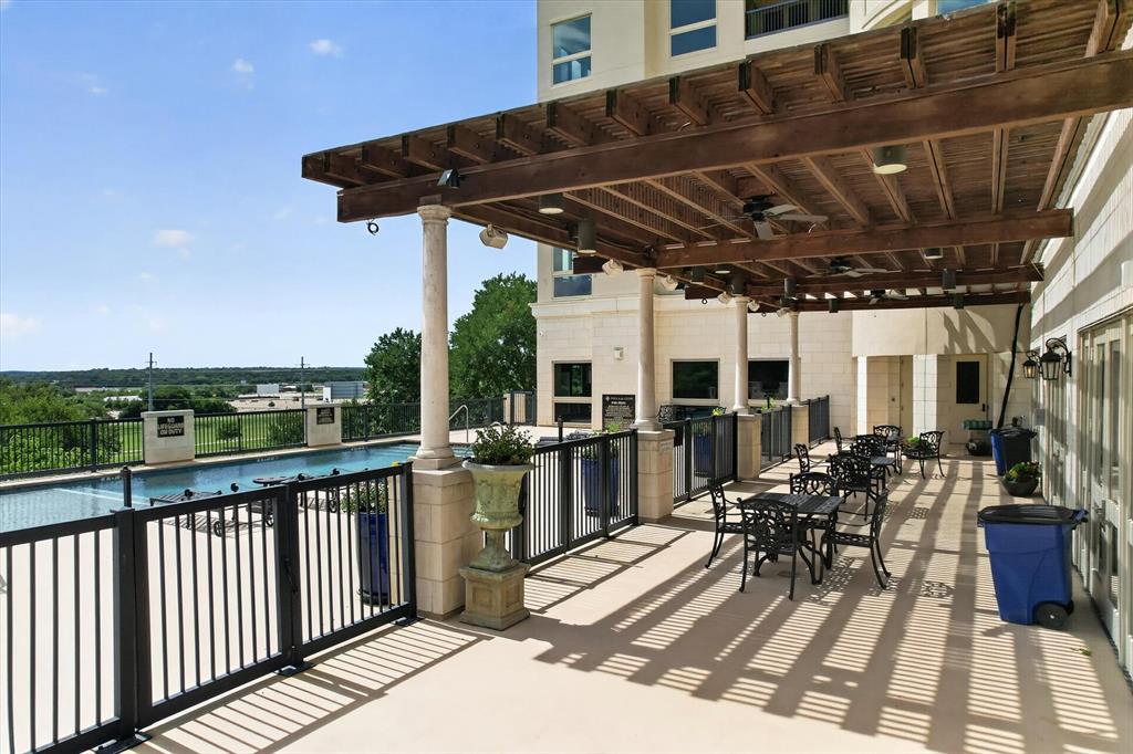 Villa De Leon Condo - Residential