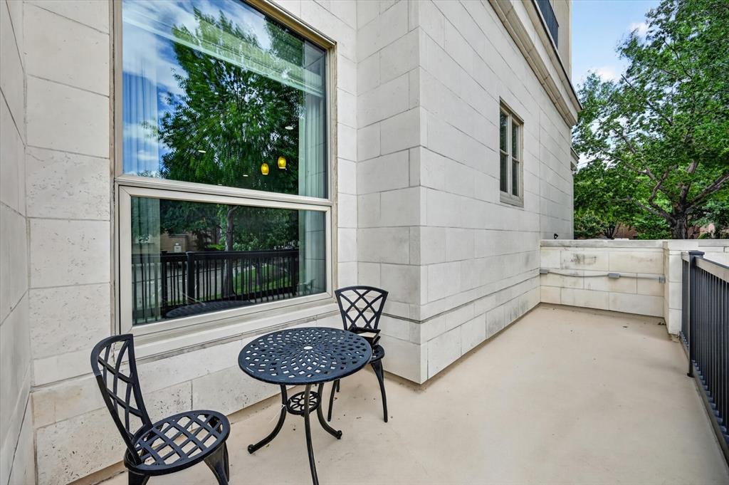 Villa De Leon Condo - Residential