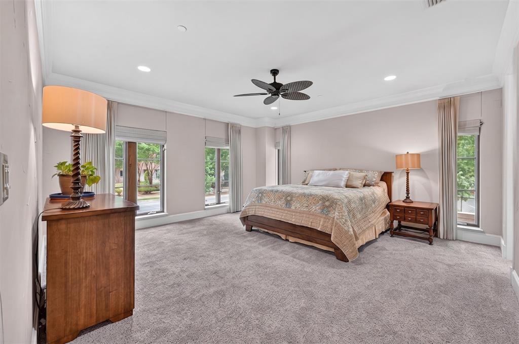 Villa De Leon Condo - Residential