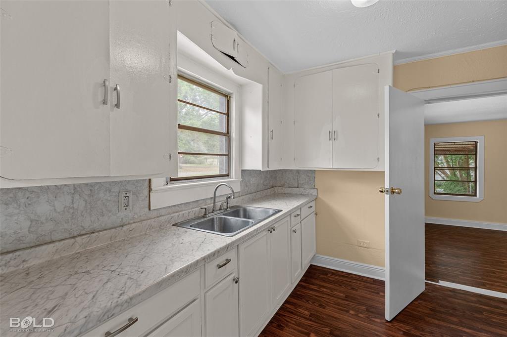 Hoell - Residential