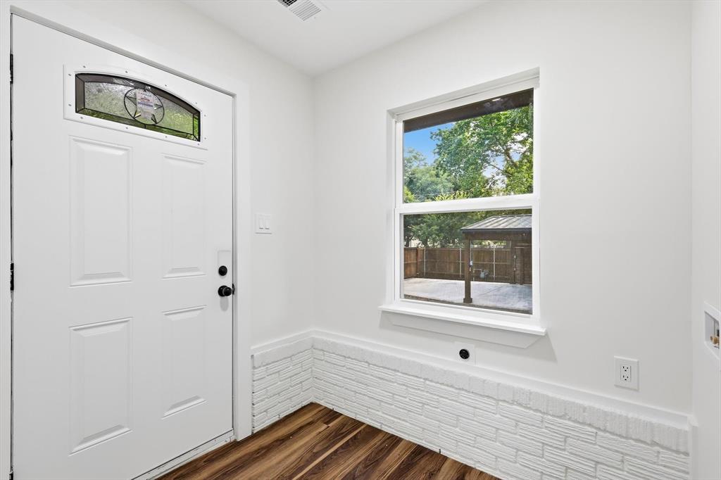 Mount Auburn - Residential