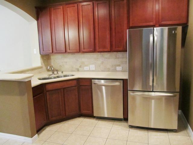 Suncreek Twnhms - Residential Lease