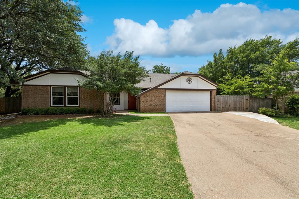 This lovely home is nestled on a cul-de-sac within a lovely mature neighborhood.  It features a richly paneled living room that is open to the Kitchen and a Breakfast Room which has lovely Bay Windows that look out on to a huge backyard.  There is a spacious Primary bedroom and ensuite with two walk-in closets, there are two generously sized secondary bedrooms and another full sized bathroom.  This home has truly been loved, make sure you see it as soon as possible. Washer and dryer and refrigerator and small the mounted TV in the kitchen will convey with the home.
