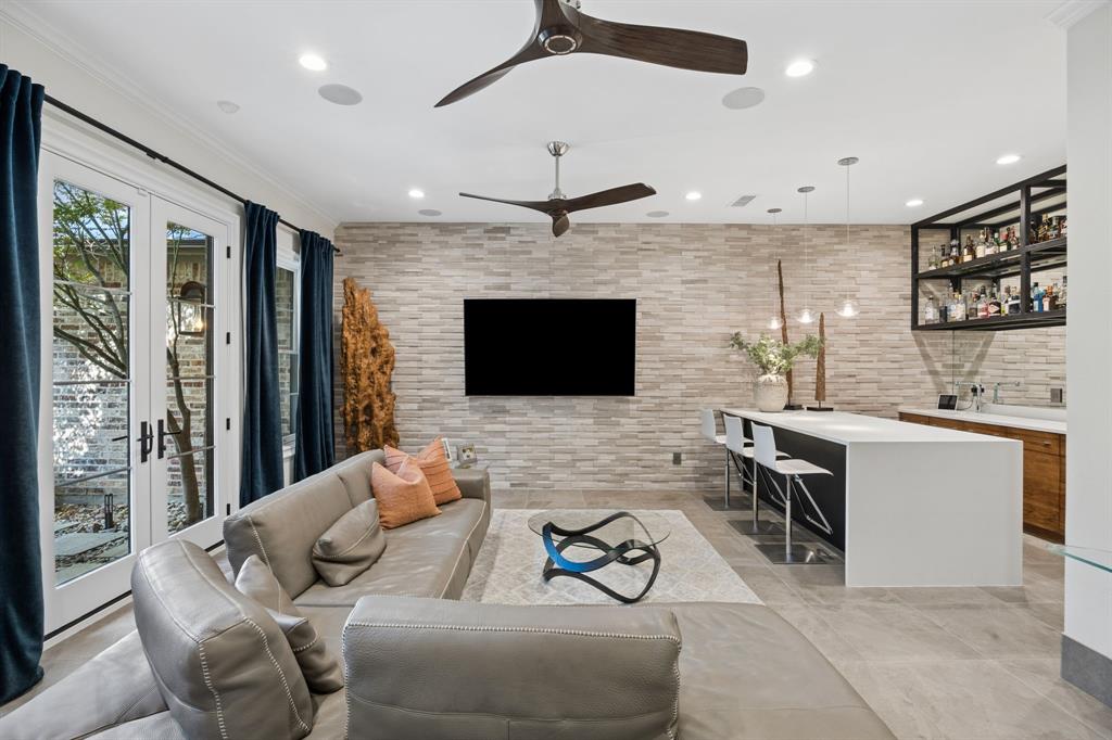 Manors At Waterford The - Residential