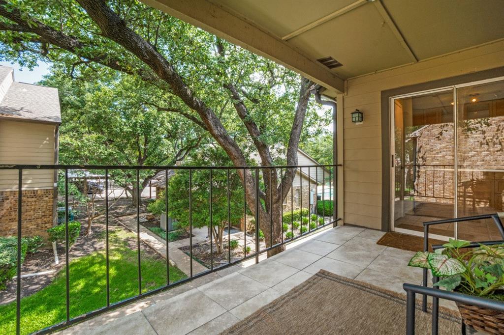 Prestonwood Green Condos - Residential