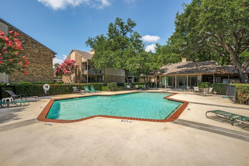 Prestonwood Green Condos - Residential