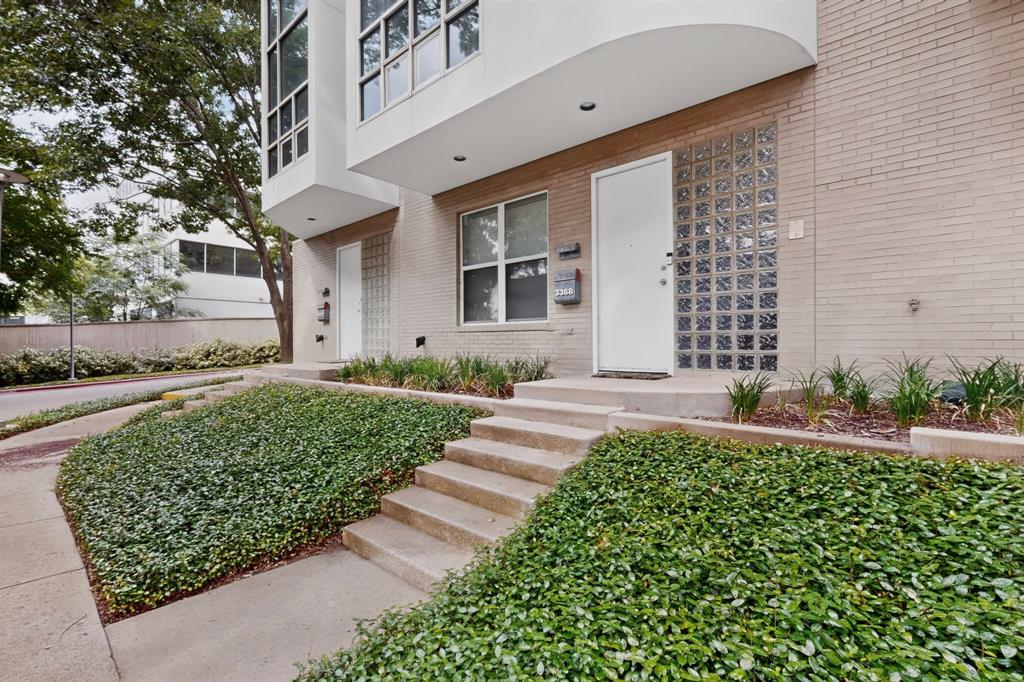 Parkwood Twnhms - Residential