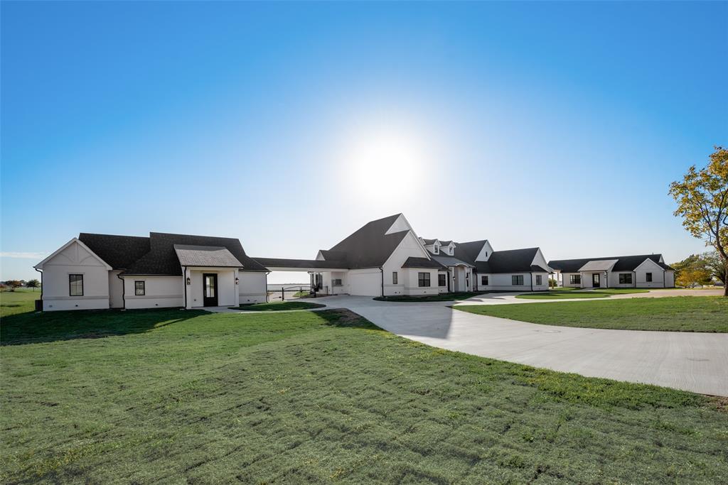 PECAN KNOLL - Residential