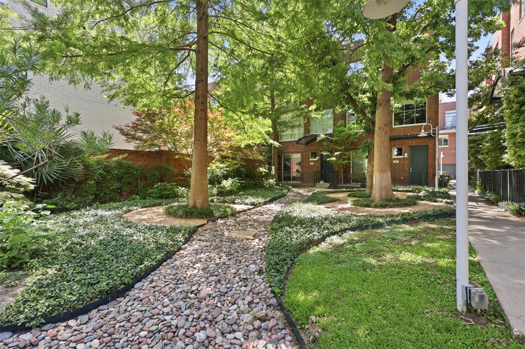 Solo Lofts At Perry Heights Condo - Residential