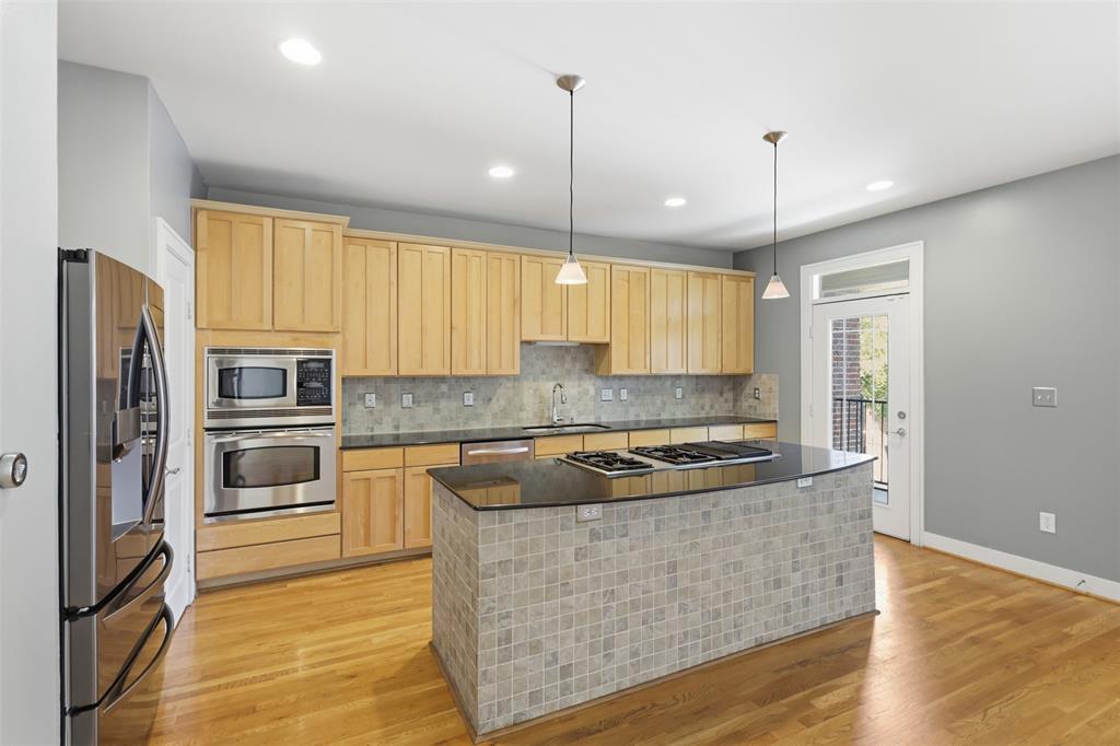 Solo Lofts At Perry Heights Condo - Residential