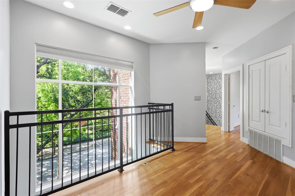 Solo Lofts At Perry Heights Condo - Residential