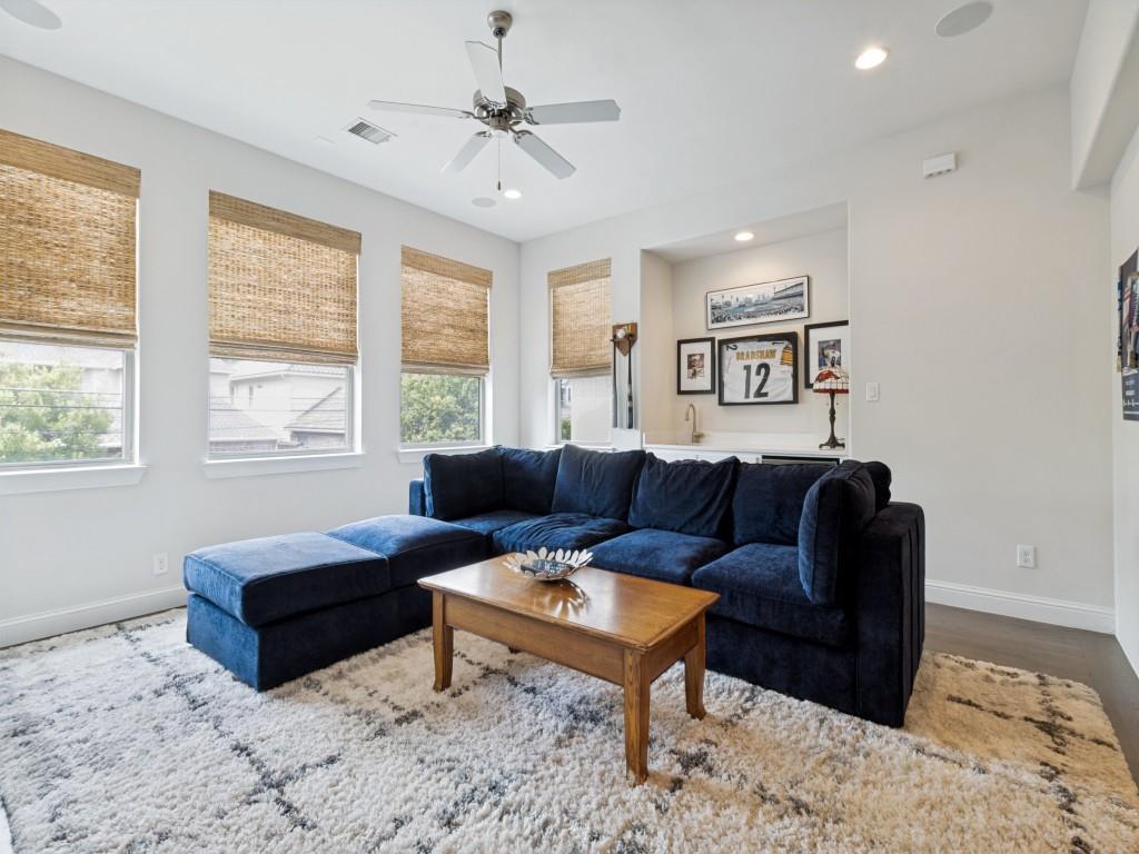 Lakeway - Residential