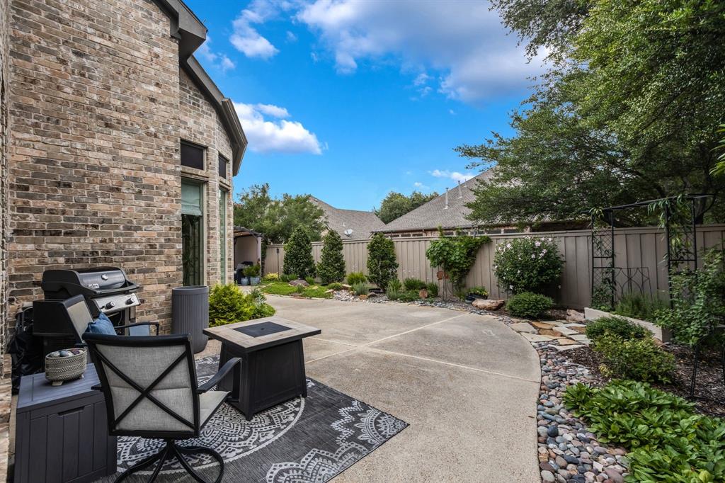 Muirfield Point - Residential