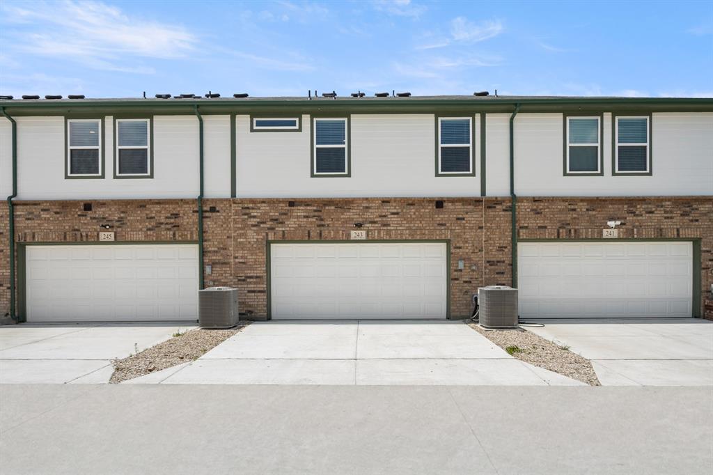 Mockingbird Estates Townhomes - Residential