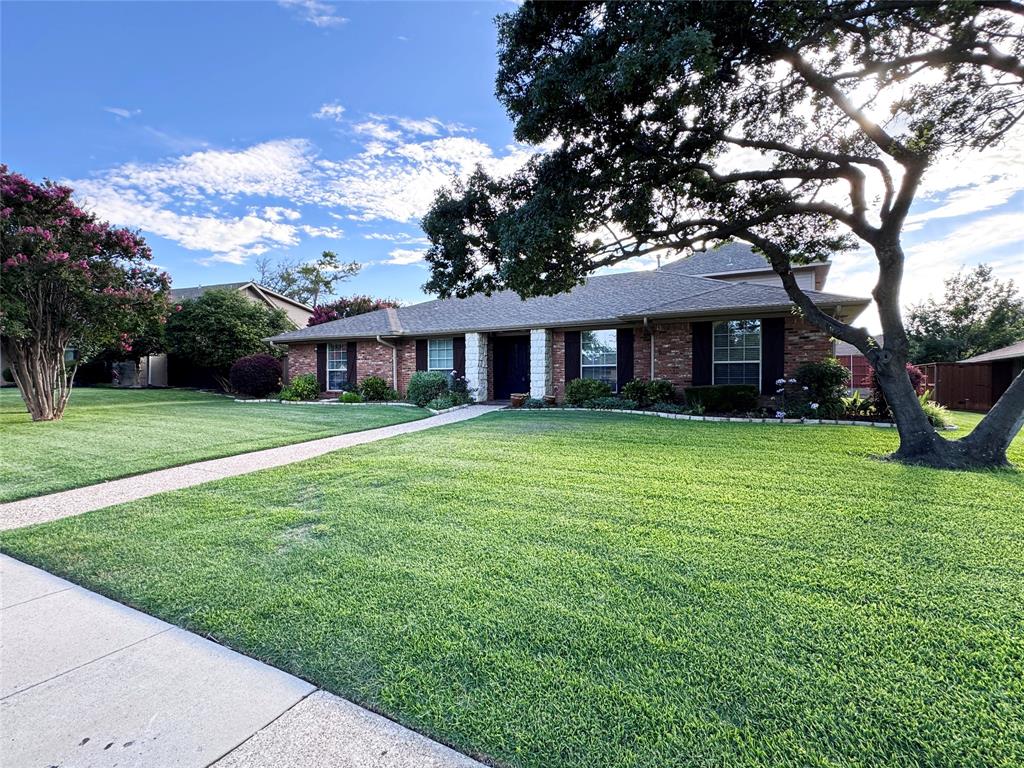 Beautiful 1.5-story home in the desired Canyon Creek subdivision, and only blocks from the golf course. Double Steel entry door. Oversized lot with large trees, pool, spa, covered cabana with tongue-and-groove ceiling, 8ft privacy fence, and a balcony overlooking the area. Large gameroom or 4th bedroom upstairs with a full bathroom and a balcony. Office or 5th bedroom downstairs off of the kitchen area. Freshly painted and new carpet. Large kitchen with granite counters, built-ins, stainless appliances, and a commercial gas range. Large utility room that will allow for a refrigerator, a full-size washer, and a dryer with a gas hookup. Fully updated master bathroom with jetted tub and frameless shower.