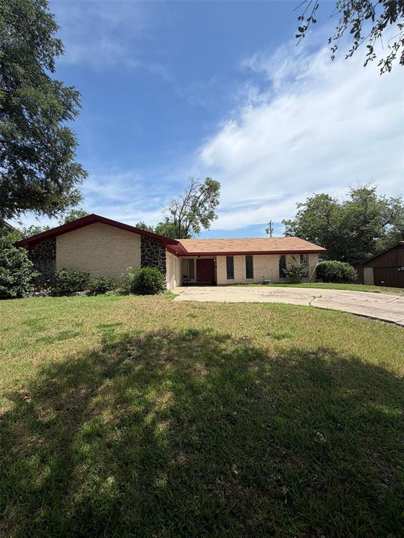 Looking for an investment opportunity in a vibrant community or a handyman special in a great location? Look no further! This charming 3-bedroom, 2-bath home is situated in the highly sought-after Benbrook area. This property is being sold AS-IS. Come see it while you can!