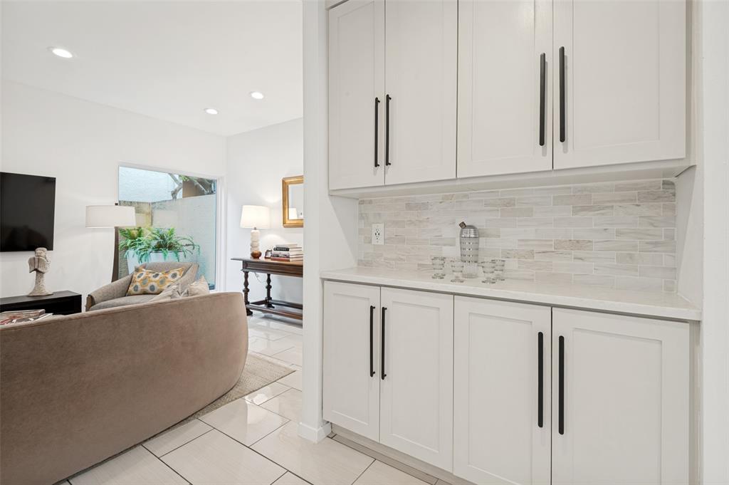 Welborn Street Condo - Residential