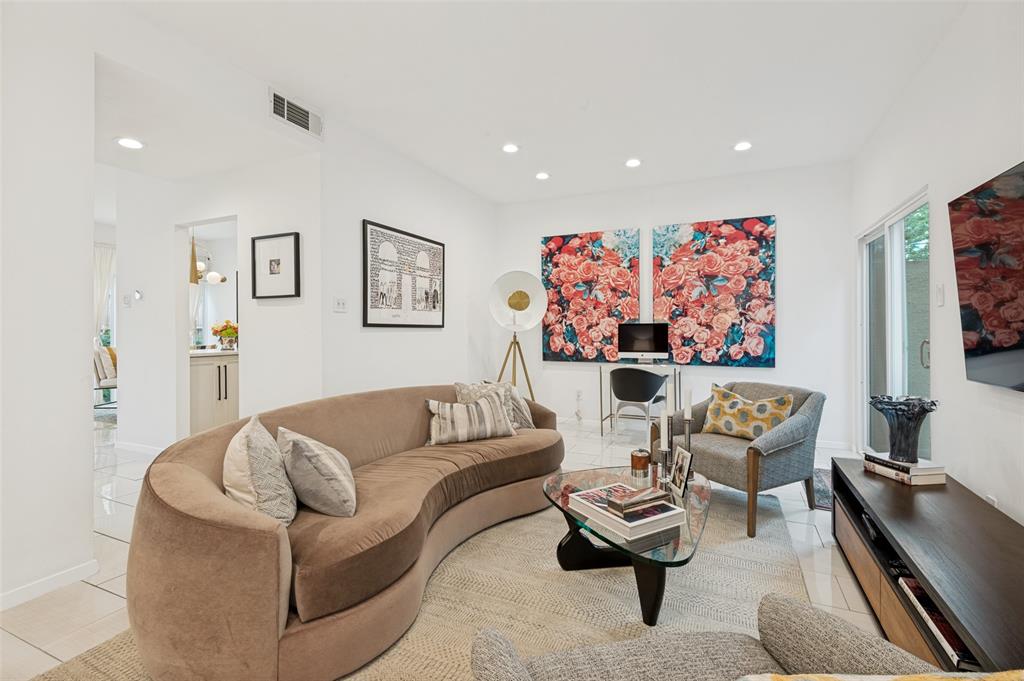 Welborn Street Condo - Residential
