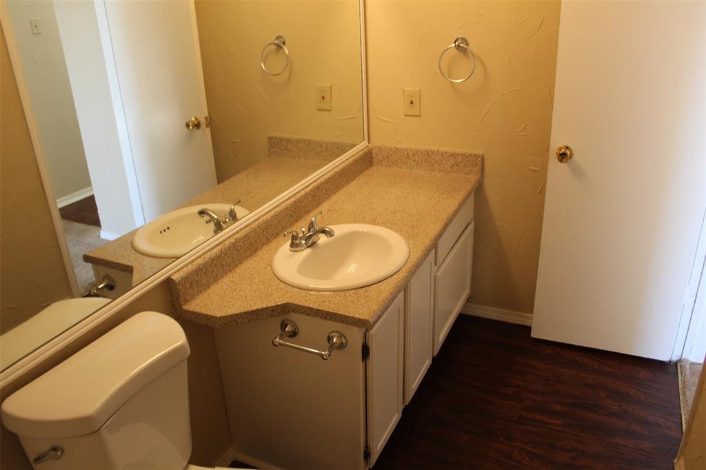 Cimarron Court Condo Ph 1 - Residential Lease