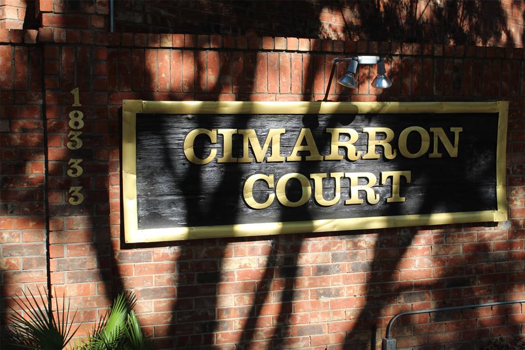 Cimarron Court Condo Ph 1 - Residential Lease