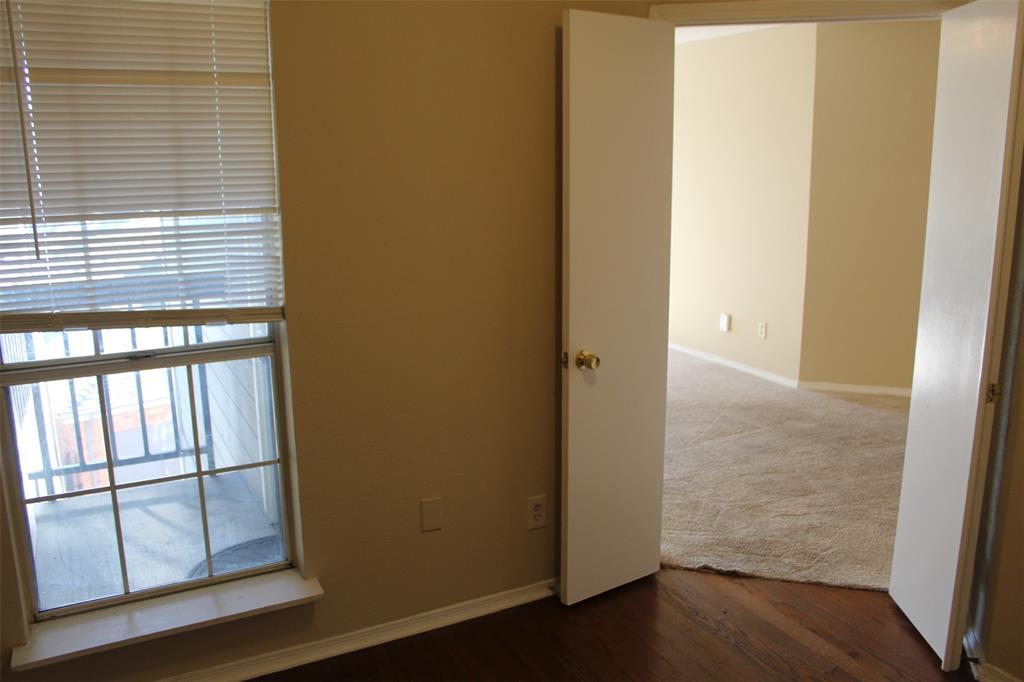 Cimarron Court Condo Ph 1 - Residential Lease