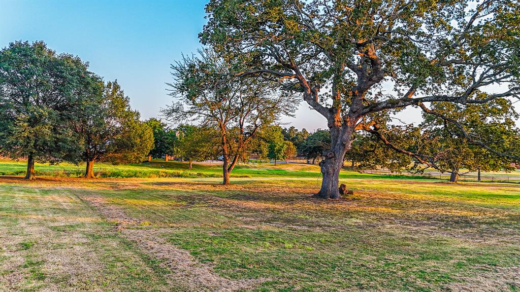 Corsicana - Land