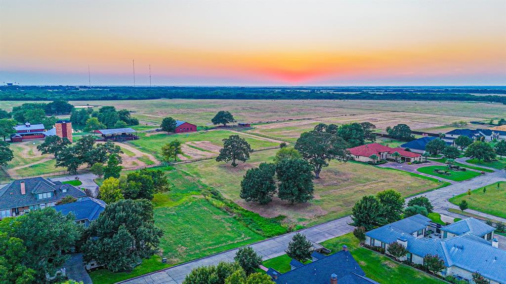 Corsicana - Land