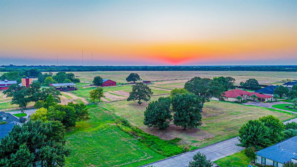 Corsicana - Land