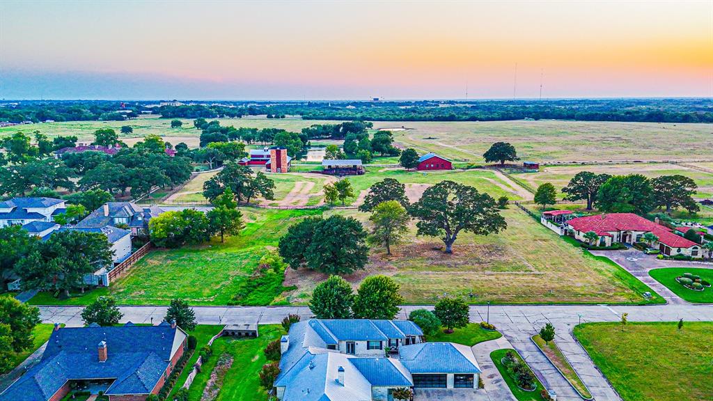 Corsicana - Land