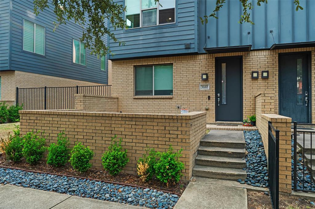 Flora Street Twnhms 02 - Residential