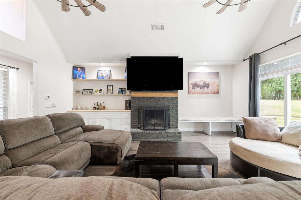 Enchanted Oaks Sec 01 - Residential