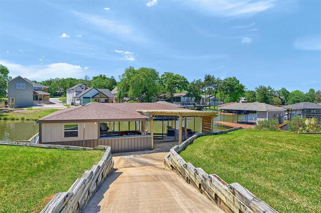 Lake Kiowa - Residential