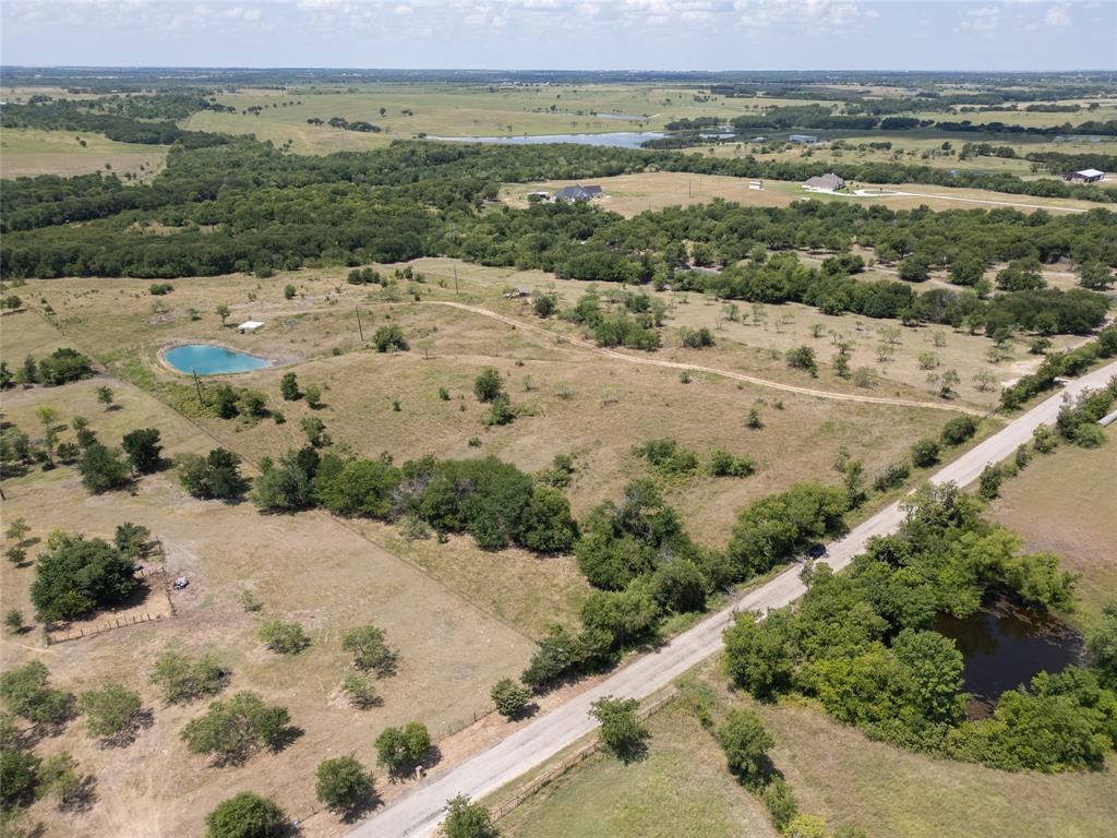 A Garza - Land