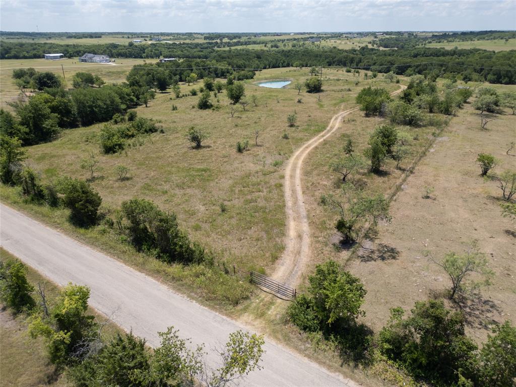 A Garza - Land