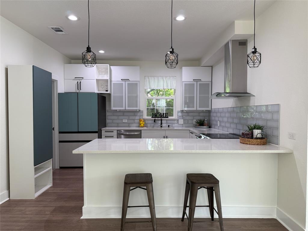 Hobby Hwy - Residential