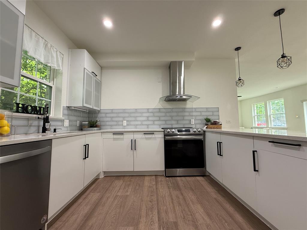 Hobby Hwy - Residential