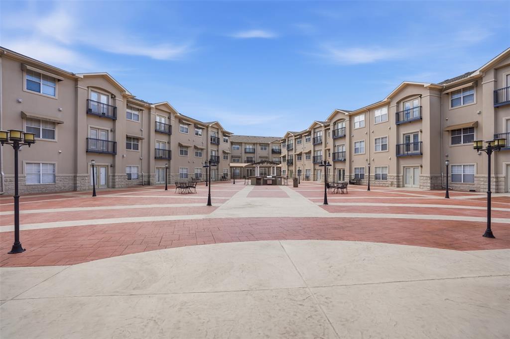 Piazza Siena Condo - Residential